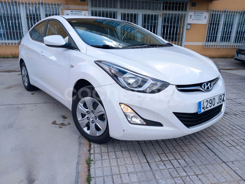 HYUNDAI Elantra 1.6 MPI Klass