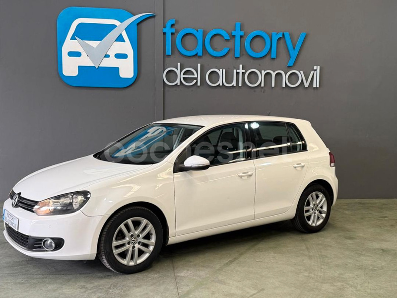 VOLKSWAGEN Golf 1.6 TDI DPF Sport