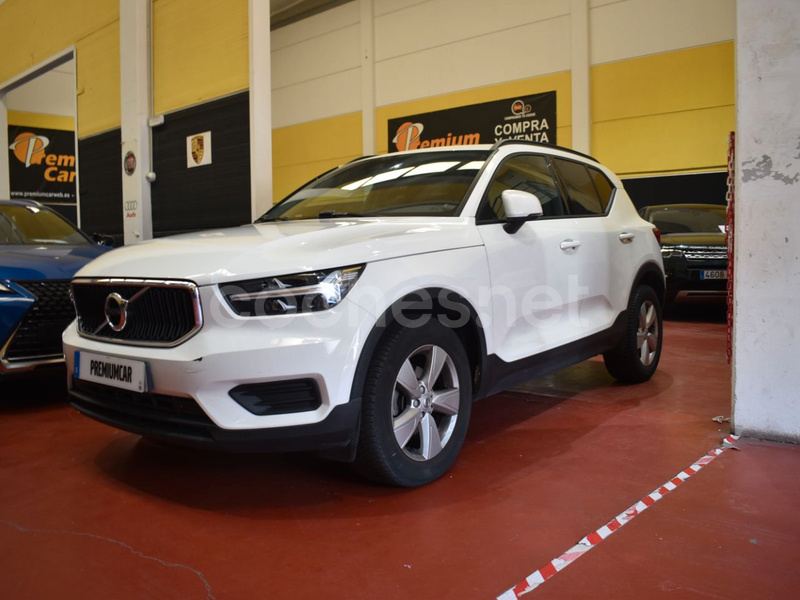 VOLVO XC40 2.0 D3 Momentum
