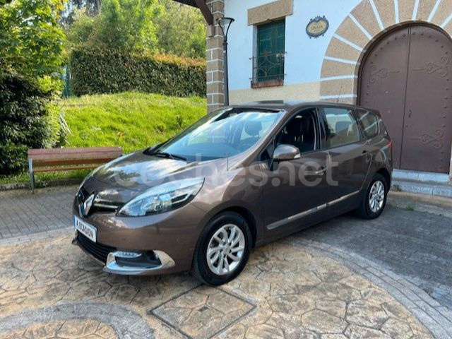 RENAULT Grand Scénic Dynamique dCi 110 7 plazas
