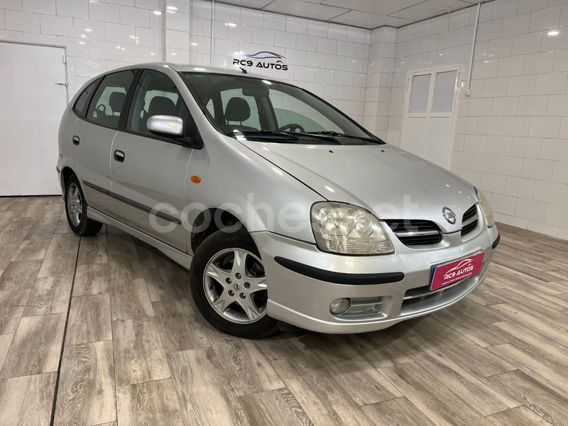 NISSAN Almera Tino 1.8 Acenta