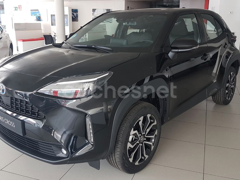 TOYOTA Yaris Cross 1.5 120H Active Plus