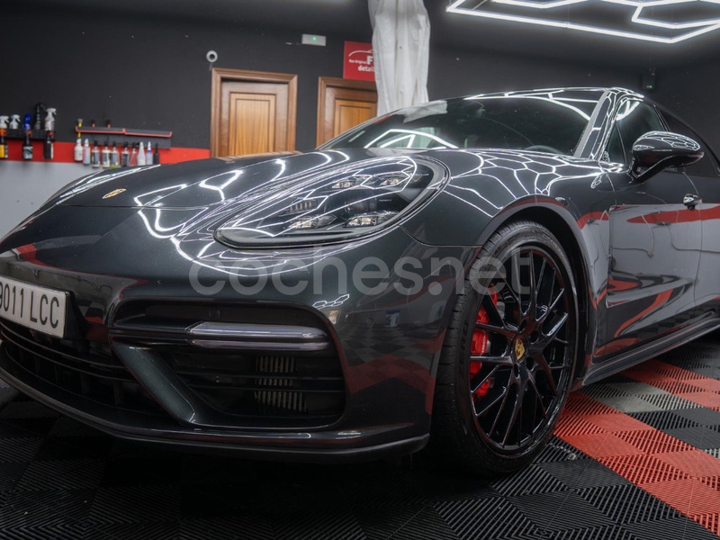 PORSCHE Panamera Turbo Sport Turismo