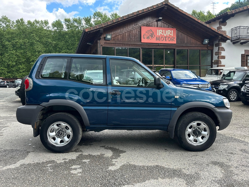NISSAN Terrano II 2.7 TD Comfort
