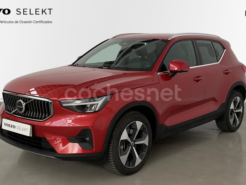 VOLVO XC40 2.0 B4 G AWD Plus Bright Auto