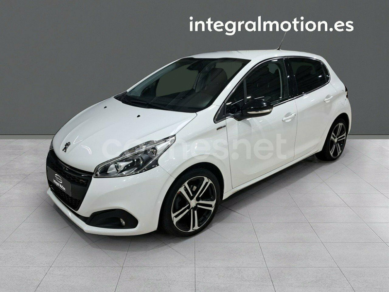 PEUGEOT 208 GTLine 1.2L PureTech 110CVSS