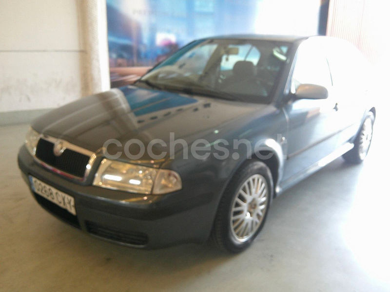 SKODA Octavia 1.9 TDi Collection 110 CV