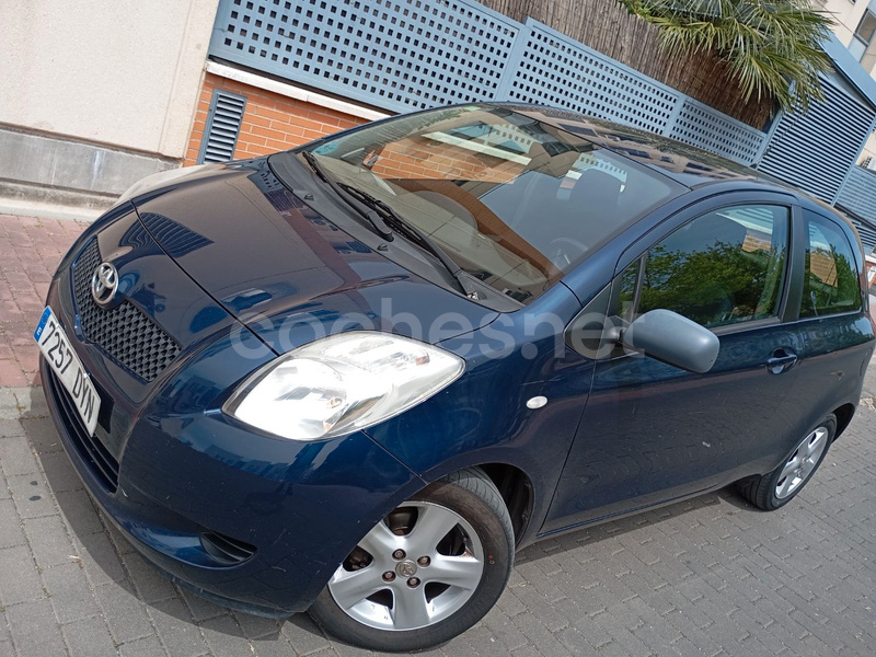 TOYOTA Yaris 1.3 VVTi Luna