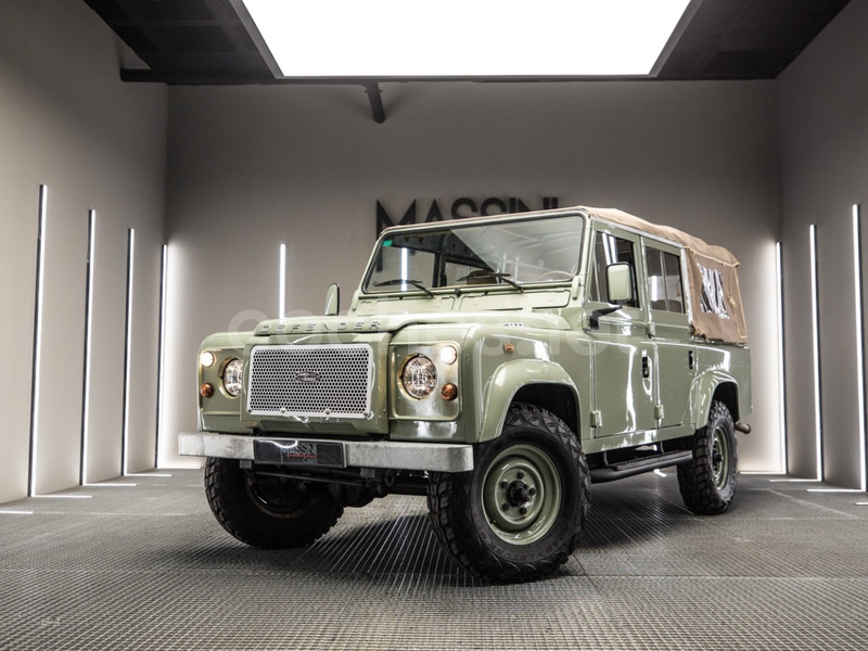 LAND-ROVER Defender 110 2.5TD5 SW E