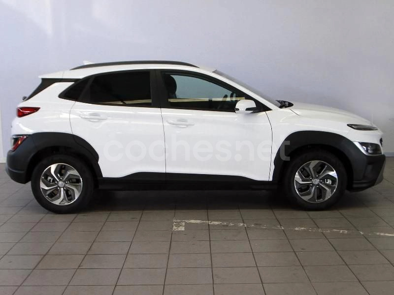 HYUNDAI Kona 1.6 GDI HEV Style Sky DCT