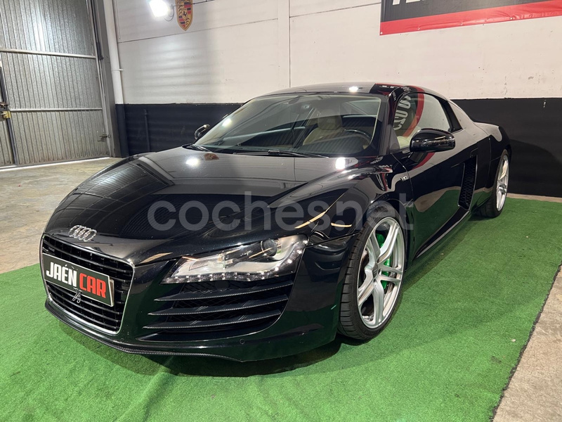AUDI R8 4.2 FSI V8 quattro R tronic