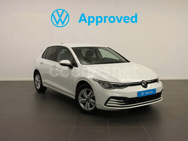 VOLKSWAGEN Golf Life 2.0 TDI