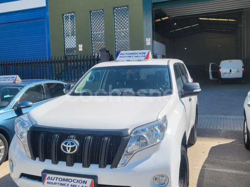 TOYOTA Land Cruiser 2.8 D4D NX
