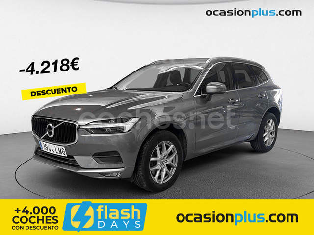 VOLVO XC60 2.0 B4 D Momentum Auto