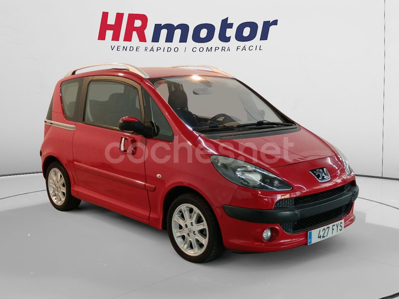 PEUGEOT 1007 1.4 HDi Sporty