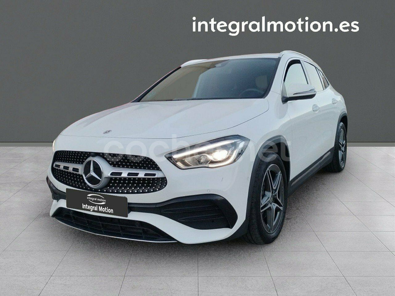 MERCEDES-BENZ GLA GLA 200 D