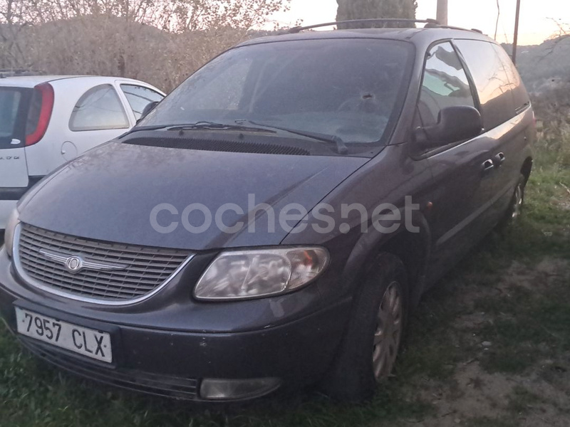 CHRYSLER Voyager LX 2.5 CRD Warner Bros