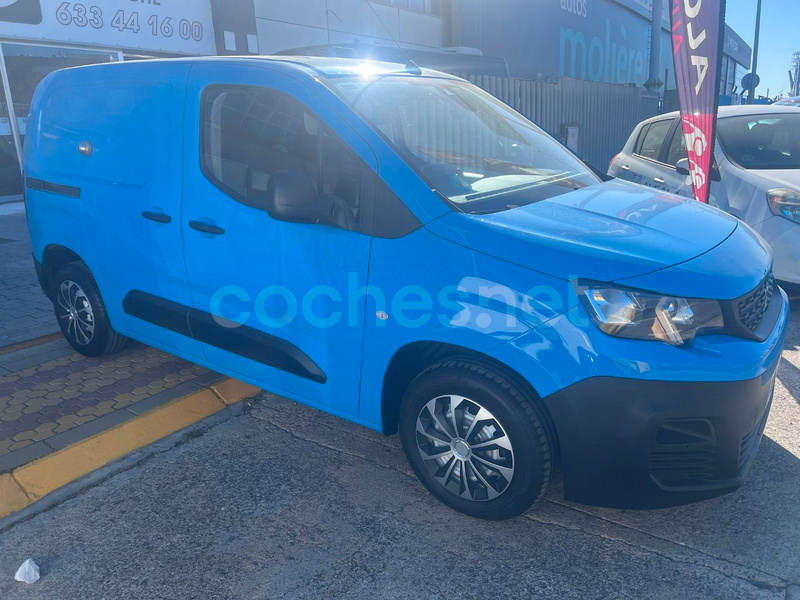 PEUGEOT Partner Premium Standard 600kg BlueHDi