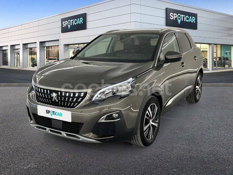 PEUGEOT 3008 1.2 PureTech SS Allure