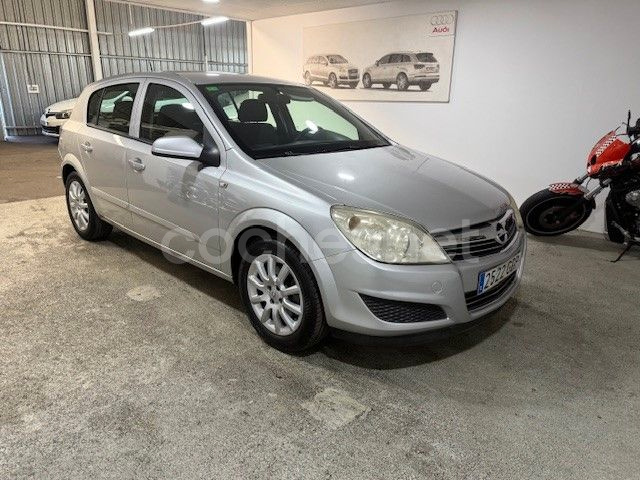 OPEL Astra 1.6 16v Sport