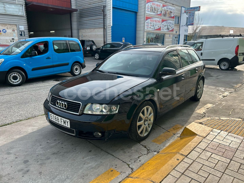 AUDI A4 2.5 TDI quattro Avant