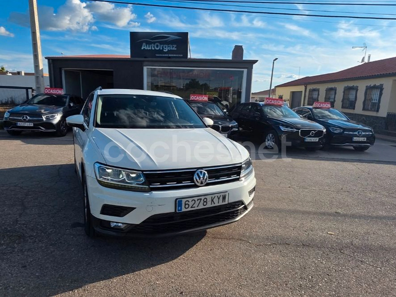 VOLKSWAGEN Tiguan Advance 2.0 TDI