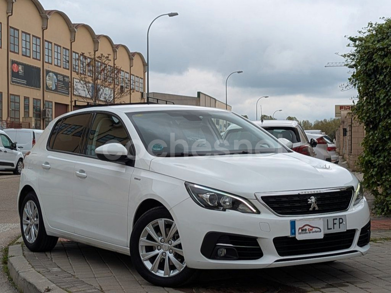 PEUGEOT 308 Style BlueHDi 130 SS EAT8