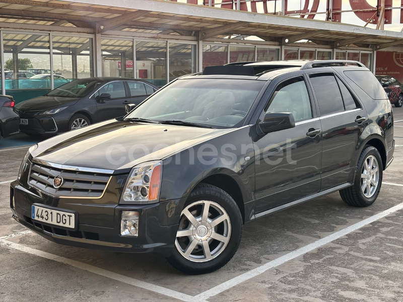 CADILLAC SRX 4.6 V8 Sport Luxury