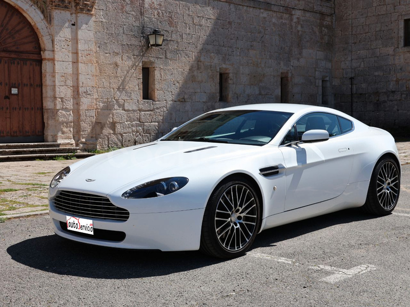 ASTON MARTIN Vantage Coupe Sportshift