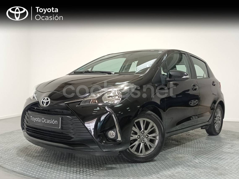 TOYOTA Yaris 1.0 70 Business