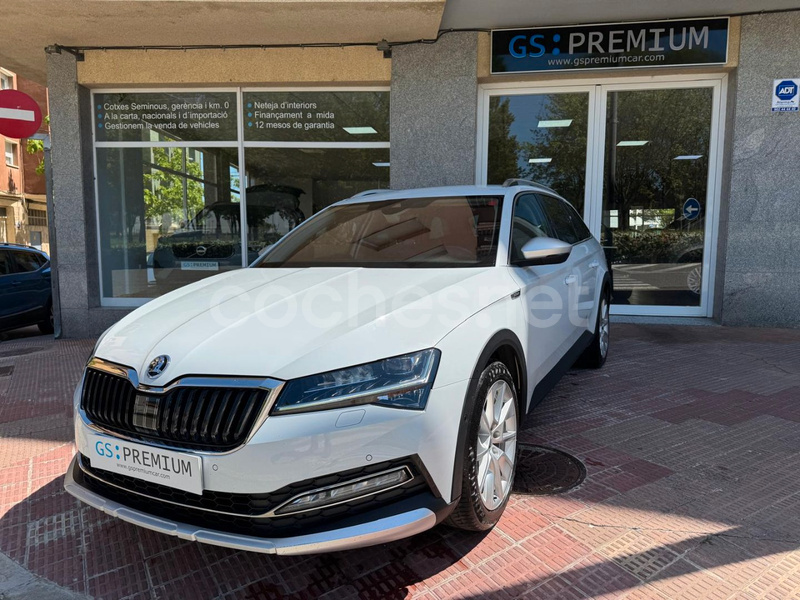 SKODA Scout 2.0 TDI CR DSG 4x4 Scout