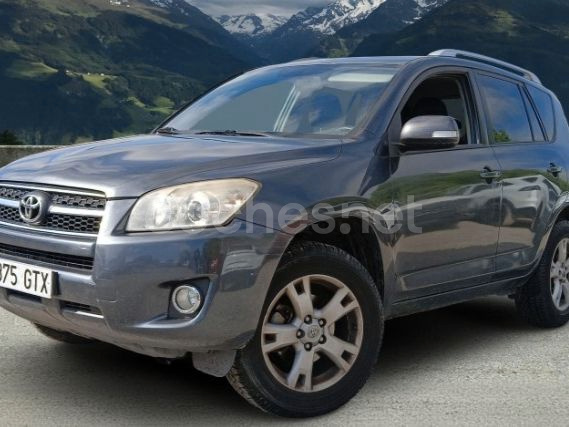 TOYOTA Rav4 2.2 D4D Advance 4x4