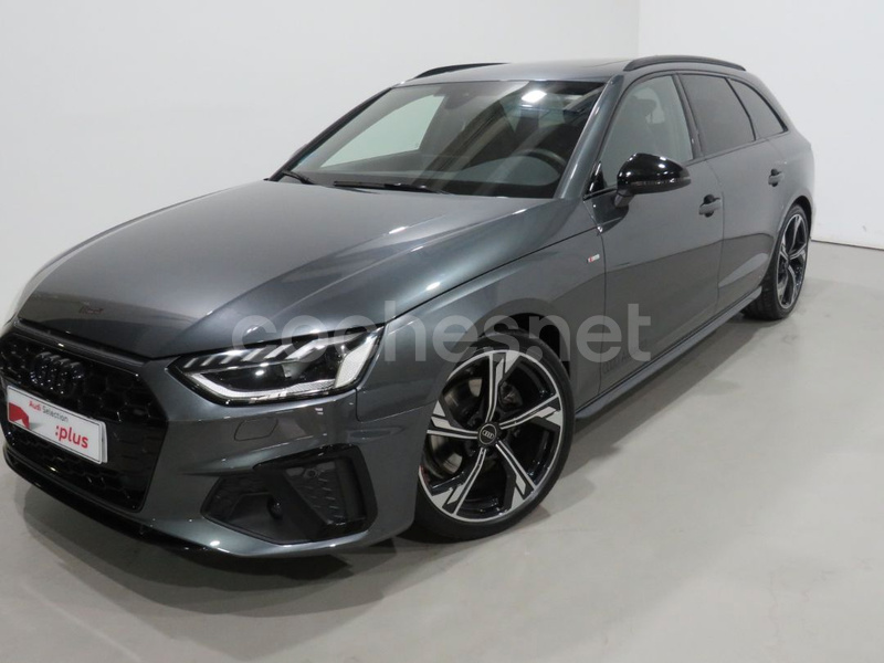 AUDI A4 Avant Black line 35 TFSI S tronic