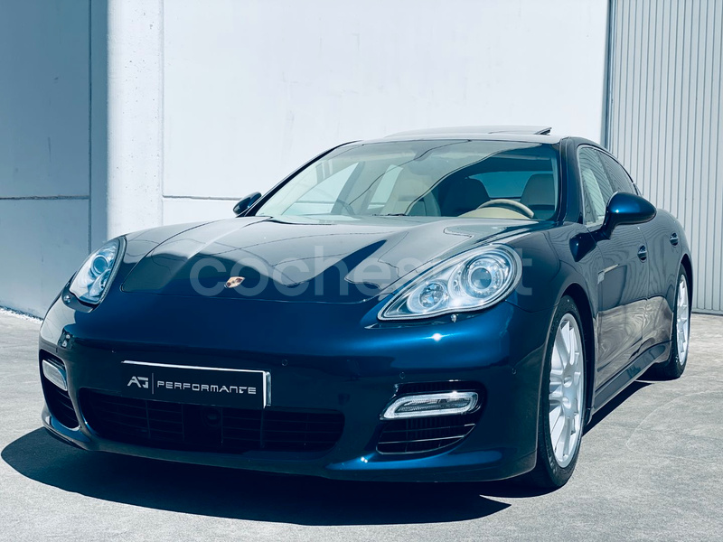 PORSCHE Panamera 4.8 Turbo