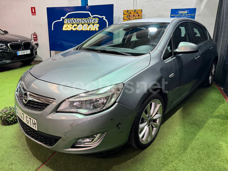 OPEL Astra 1.7 CDTi 125 CV Cosmo