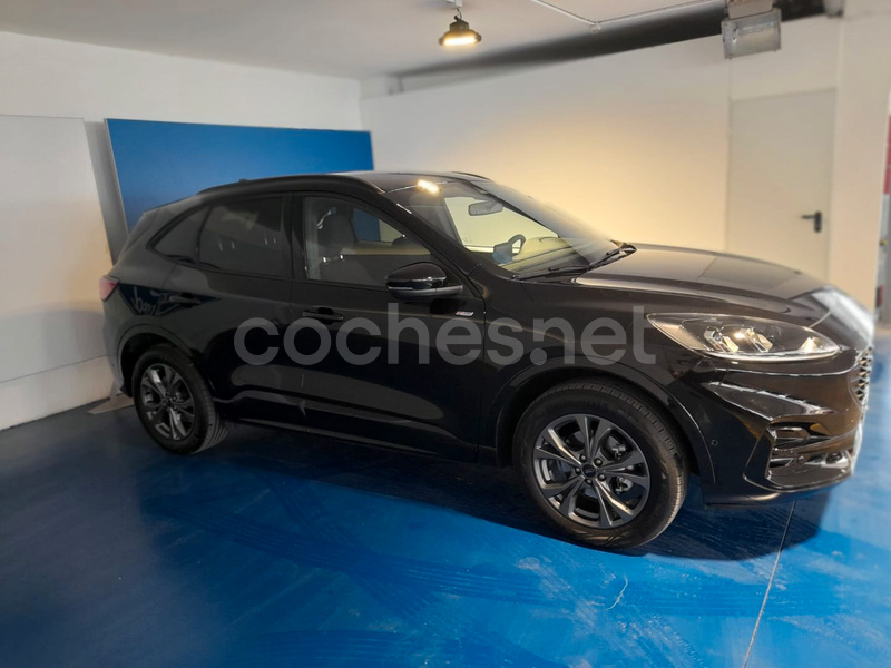 FORD Kuga STLine 2.5 Duratec PHEV Auto