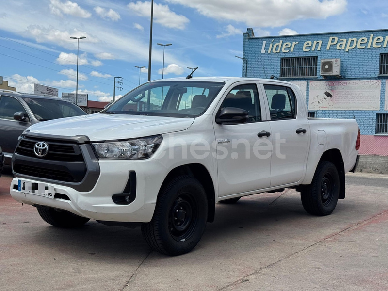 TOYOTA Hilux 2.4 D4D Cabina Doble GX Plus