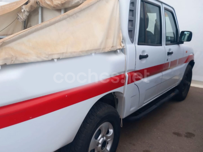 MAHINDRA Goa Pick-Up 4X4 Doble cabina