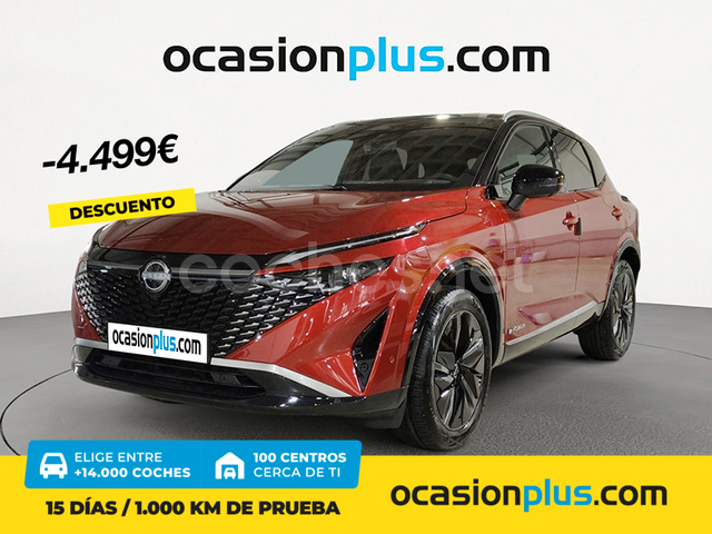 NISSAN QASHQAI de color rojo de segunda mano y ocasión
