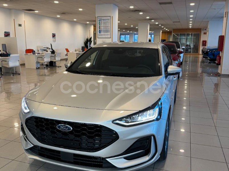 FORD Focus STLine X 1.0T EcoBoost mHEV Auto