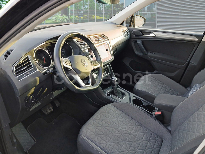 VOLKSWAGEN Tiguan Life 2.0 TDI DSG