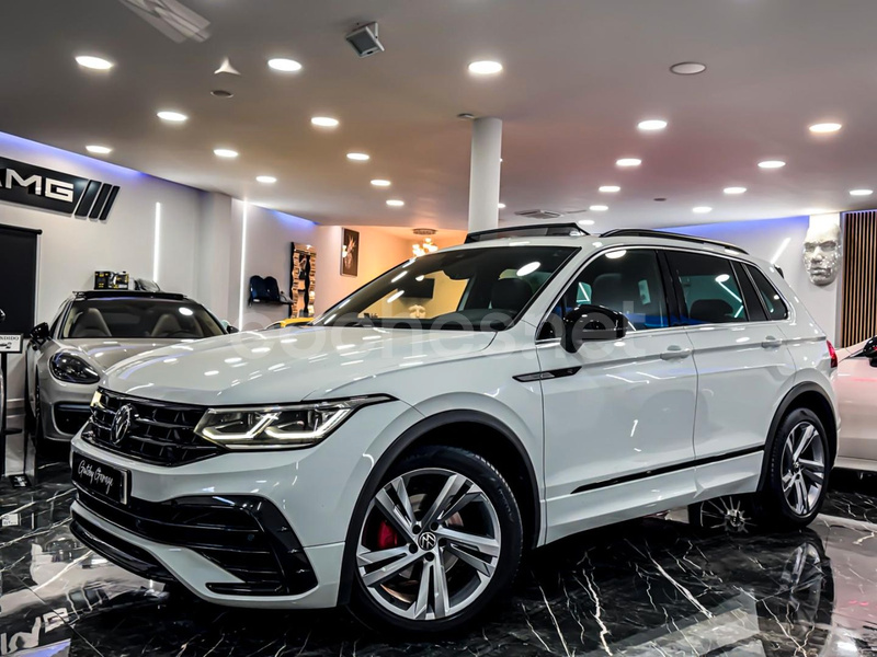 VOLKSWAGEN Tiguan RLine 2.0 TDI DSG 4Motion