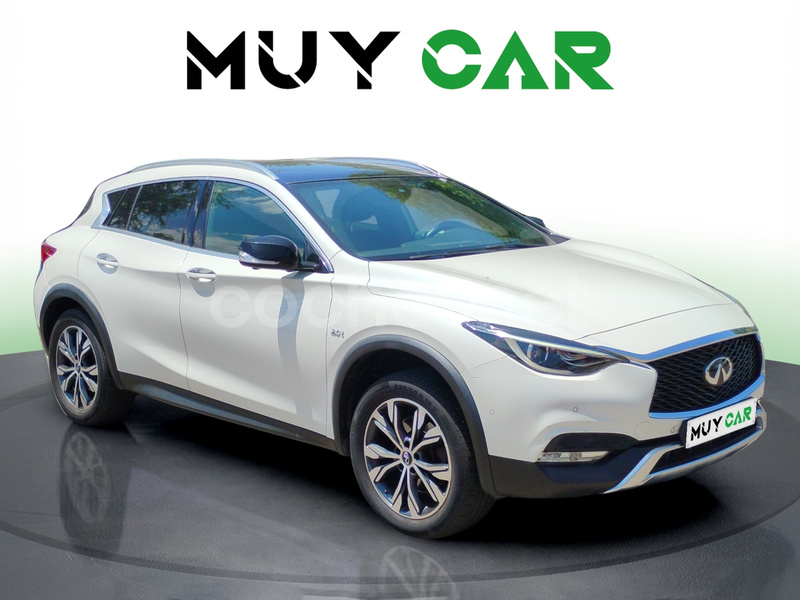 INFINITI QX30 2.0 T PREMIUM TECH 7DCT AWD