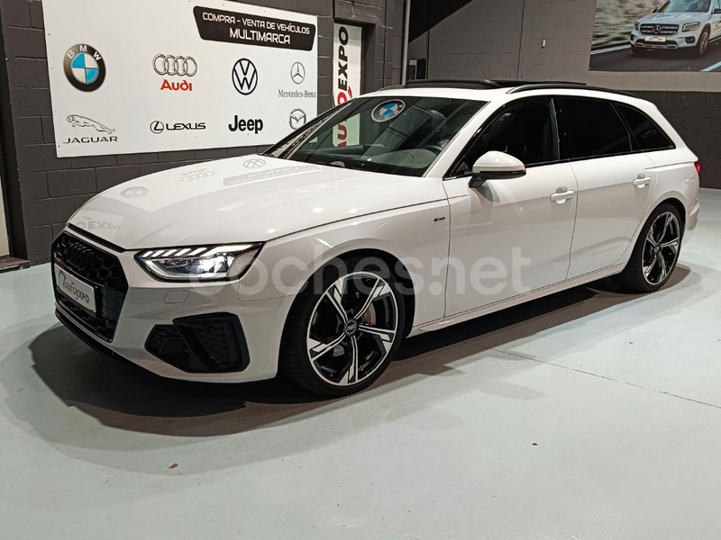 AUDI A4 Avant S line 40 TDI quattro S tron