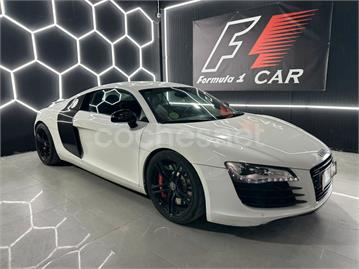 AUDI R8 4.2 FSI V8 quattro R tronic
