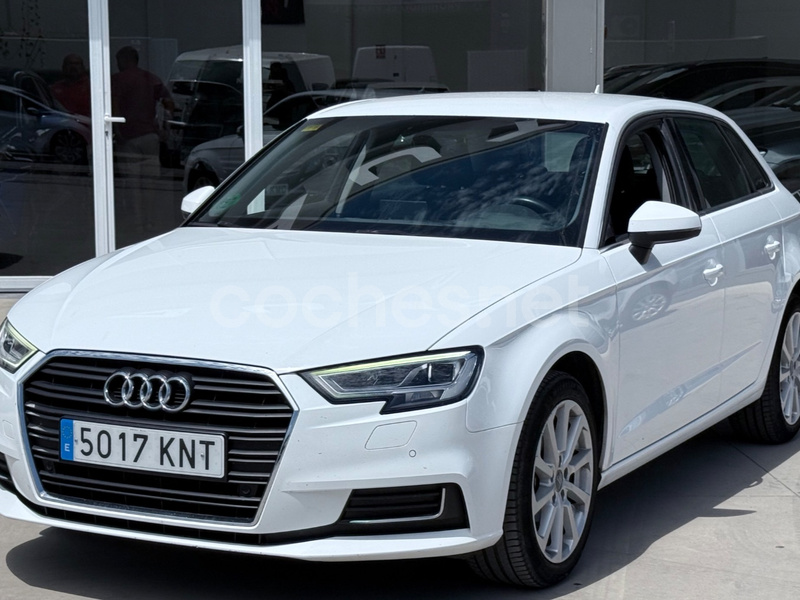 AUDI A3 1.6 TDI Sedan