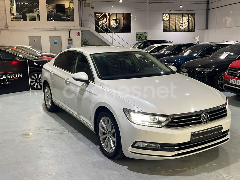 VOLKSWAGEN Passat Advance 2.0 TDI DSG