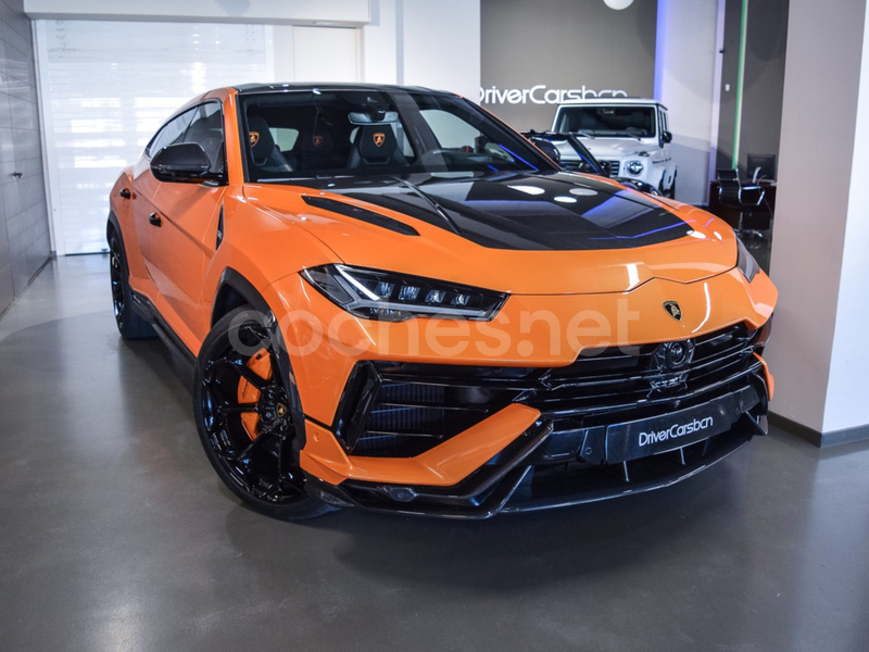 LAMBORGHINI Urus 4.0 V8 Performante