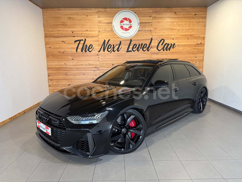 AUDI A6 RS 6 Avant TFSI quattro