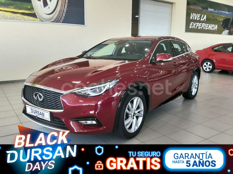 INFINITI Q30 1.6TC PREMIUM TECH 7DCT
